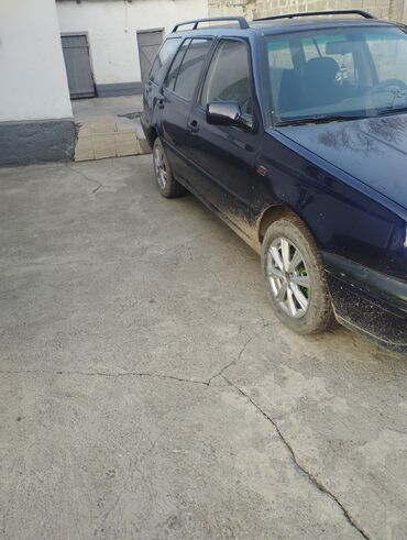 Volkswagen: Volkswagen Golf Variant: 1995 г., 1.8 л, Механика, Бензин, Универсал — 9