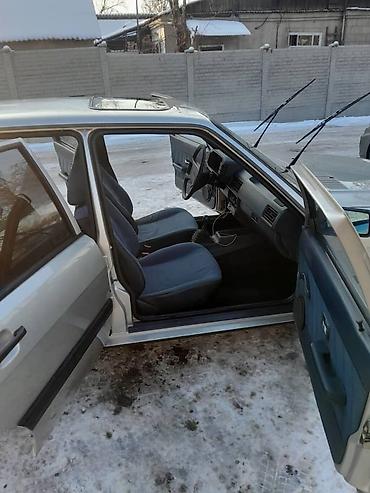 Audi: Audi 80: 1986 г., 1.8 л, Механика, Бензин, Седан — 9