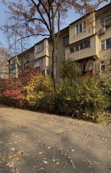 продаю контейнер дордой восток: 3 комнаты, 58 м², 104 серия, 4 этаж, Косметический ремонт