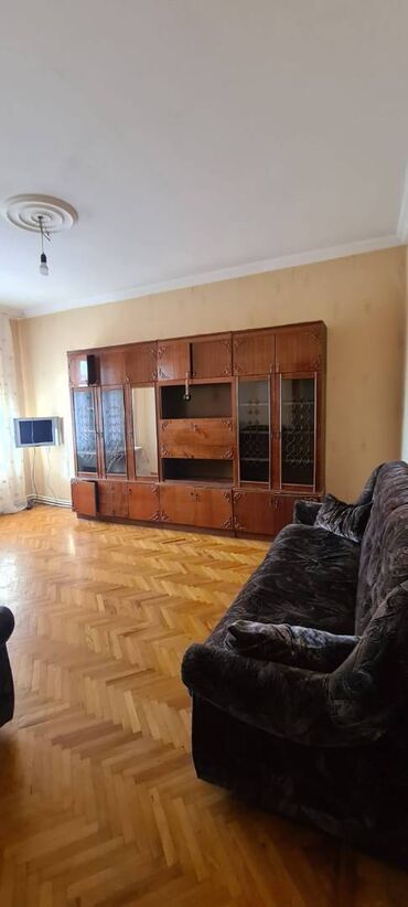 Uzunmüddətli kirayə mənzillər: Sumqayıt şəhəri,9cu mkrda,Araz marketin üstü 9 mərtəbəli binanın 4cü — 2