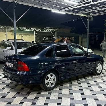 стёк: Opel Vectra: 2001 г., 1.6 л, Механика, Бензин, Седан — 4