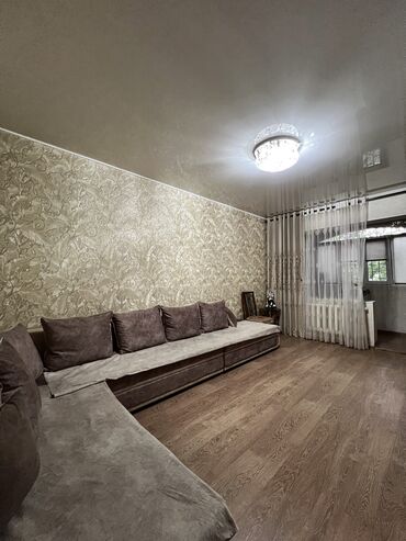 Продажа квартир: 4 комнаты, 73 м², 105 серия, 2 этаж, Косметический ремонт