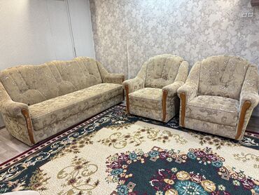 купить кресло кровать недорого бу: Прямой диван, Трёхместный и более