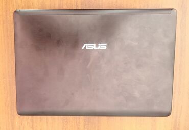 Toshiba: ASUS Eee PC netbuku - Model: ASUS Eee PC - Prosessor: Intel Atom