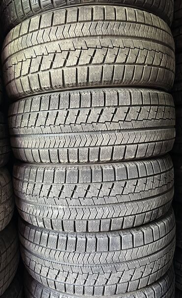 Шины: Шины 215 / 55 / R 17, Зима, Б/у, Комплект, Легковые, Япония, Bridgestone