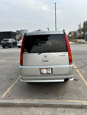 степ богаж: Honda Stepwgn: 2001 г., Минивэн — 4
