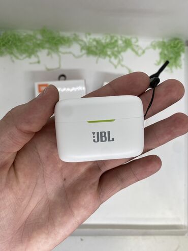 Qulaqcıqlar: Yeni Simsiz (Bluetooth) Qulaqcıqlar, Apple — 2