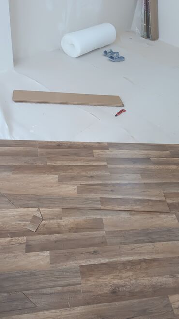 Laminat: Məhsul: Laminat döşəmə (taxta teksturalı) pol ve laminatin yuksek — 4
