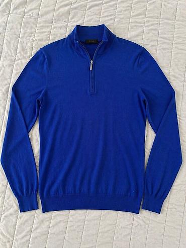 Kişi geyimləri: Kişi üçün bədənə oturan (slim fit) kofta satılır. Rəngi çox gözəl tünd — 1