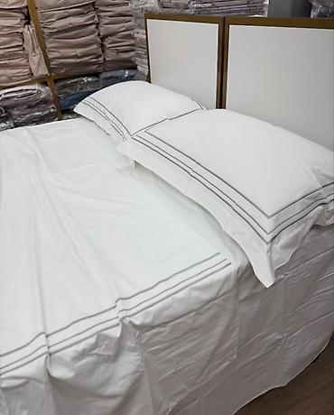 Комплекты постельного белья: Комплекты для спальни: постельное бельё, покрывала и подушки цена от — 11