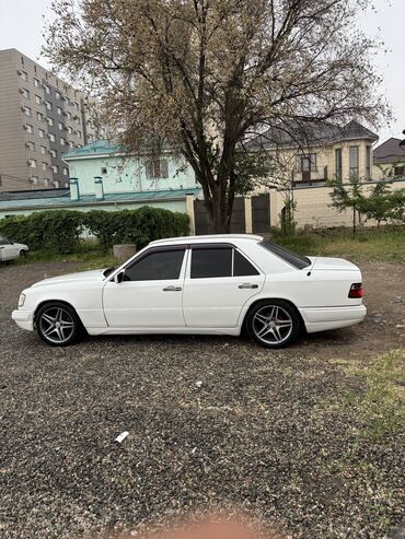 тюнинг на мерс 124: Mercedes-Benz W124: 1995 г., 2.2 л, Автомат, Бензин, Седан
