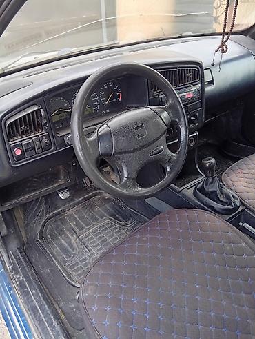 вента газ бензин: Volkswagen Passat: 1988 г., 1.8 л, Механика, Бензин — 4