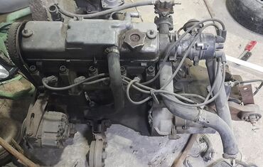 Sbor motorlar və silindr başlıqları: VAZ . LADA 2109 MUKERIK KAROPKA DINAMA STATER KARBIRATOR USTUNDE