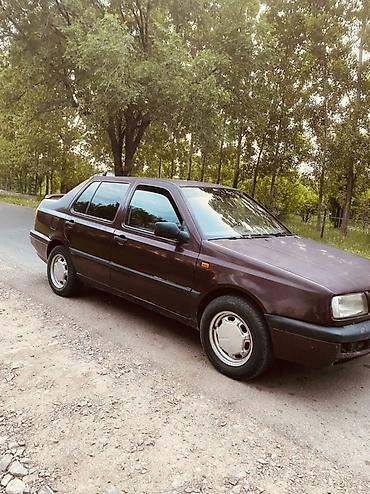 vento vento: Volkswagen Vento: 1992 г., 1.8 л, Механика, Газ, Седан — 5