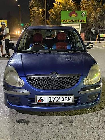 Toyota: Toyota Дуэт: 2003 г., 0.9 л, Автомат, Бензин, Хэтчбэк — 17