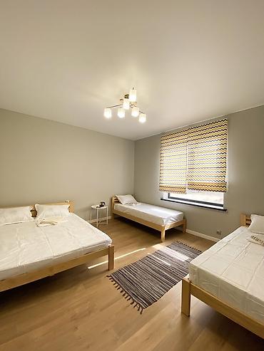 Продажа коттеджей и домов: Продается дом в селе Чон-сарыой дом расположен со стороны озера, до — 20