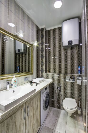 Посуточная аренда квартир: 2 комнаты, Душевая кабина, Постельное белье, Кондиционер — 9