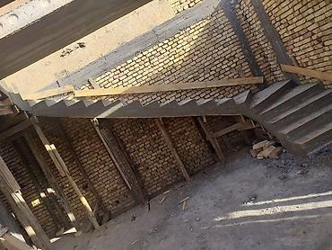 Бетонные лестницы: Бетонная лестница Для дома, Гарантия, Форма лестницы: Много-маршевая, Стиль: Хайтек — 31