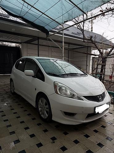 Honda: Honda Fit: 2009 г., 1.5 л, Вариатор, Бензин, Хэтчбэк — 1