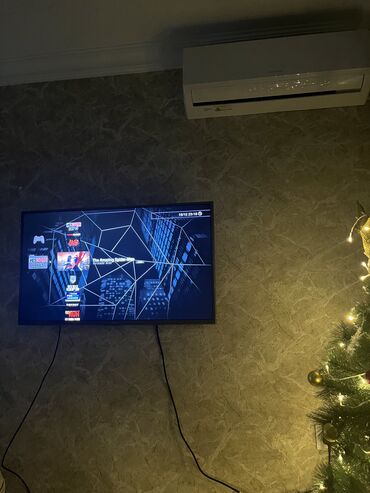 PS3 (Sony PlayStation 3): Playstation 3 slim model.Çox ideal hər bir şeyi işləkdi. Zəmanət — 15