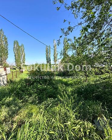 Продажа коттеджей и домов: 🏠Продается дом в с. Сокулук 🟡Комнаты: 7 🟡Участок: 7 соток 🟡Отопление — 4