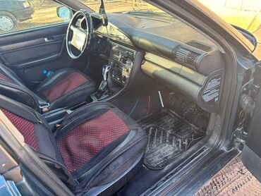 Audi: Audi A6: 1995 г., Механика, Бензин, Седан — 9