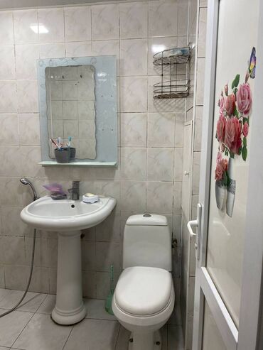 Uzunmüddətli kirayə mənzillər: Neftçilər metrosu və Xəzər universiteti yaxınlığında,Rüstəm Rüstəmov — 12