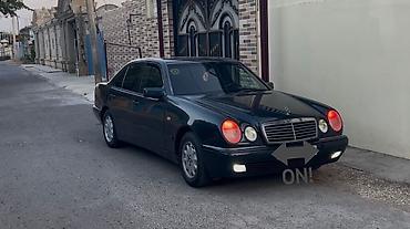 Mercedes-Benz E-Class: 2 l | 1996 il Sedan