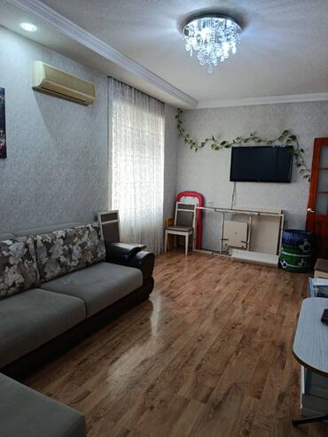 hazir ipotekada olan evler: Bakı, 2 otaqlı, Köhnə tikili, m. Əhmədli, 45 kv. m