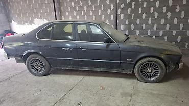 кузов авто: BMW 5 series: 1994 г., Седан — 6