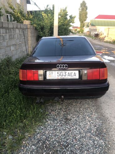 Audi: Audi A4: 1993 г., 2.6 л, Механика, Бензин, Седан