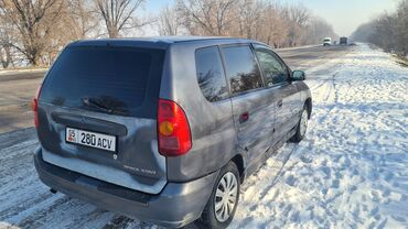 Mitsubishi: Mitsubishi Space Star: 2002 г., 1.6 л, Механика, Бензин, Универсал