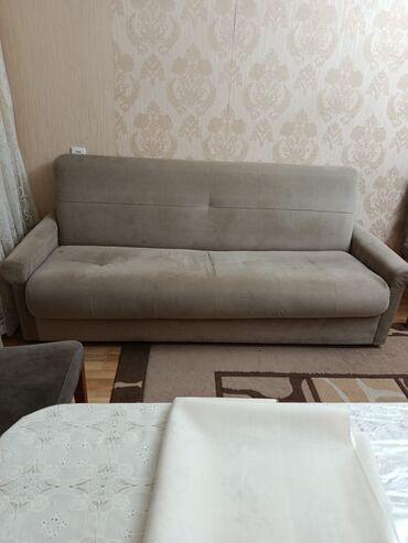 Mebel: Divan, İşlənmiş