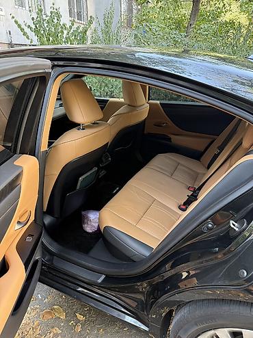 es300: Lexus ES: 2022 г., 2.5 л, Вариатор, Гибрид, Седан — 10