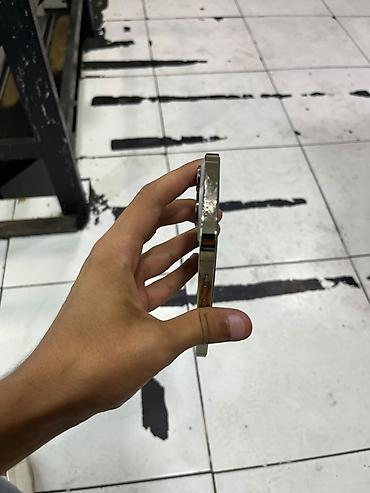apple watch ultra 1: IPhone 14 Pro, Gümüşü, Face ID — 2