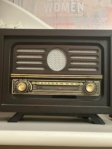 Retro üslublu stolüstü FM radio
Turkiye istehsal lalafo.az -da Retro üslublu stolüstü FM radio
Turkiye istehsal