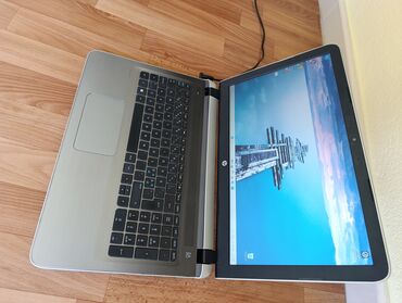 HP: AMD A8, 6 GB OZU, 15.6 " — 10