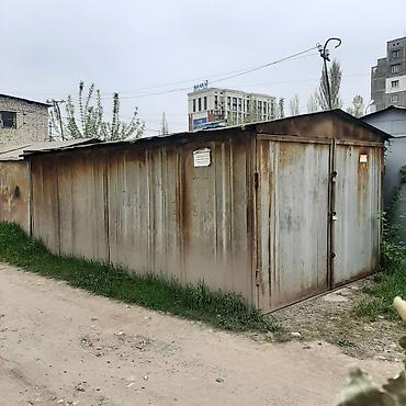белый вагон 88: Металлический гараж (ракушка) с распашными воротами. - Материал — 4