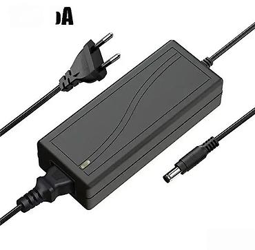 mini kamere za nadzor: UNIVERZALNI ADAPTER - PUNJAC 12V 5A | Napajanje 12V 5A/6W Kvalitetno — 2