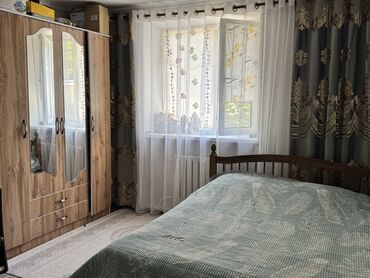 суточный квартира бишкек аламедин 1: 3 бөлмө, 68 кв. м, 1 кабат, Косметикалык ремонт