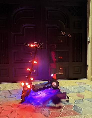 samokat az: Super veziyetdedi Miqaka var İşiq isdemi ayrca akmiyatoru var oz — 2