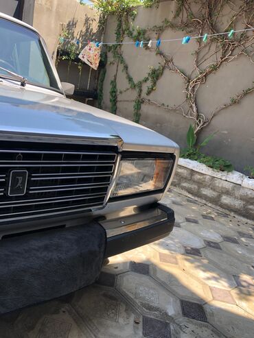 VAZ (LADA): VAZ (LADA) 2107: 1.6 l | 2010 il 140 km Sedan — 1