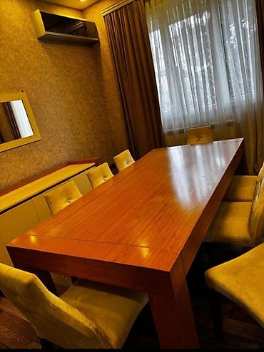 Masa desti tecili satlir 8 stul var Qiymet 550 azn.Ünvan Bakıxanov — 1