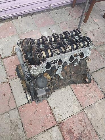su motor: Mühərrik komplekti – 4 silindrli sıra tipli benzin mühərriki (üstten — 4