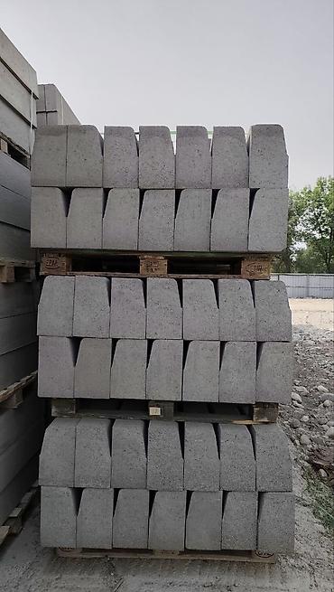 Дорожные бордюры: Дорожный бордюр, Прессованный, Бетонный, Новый — 14