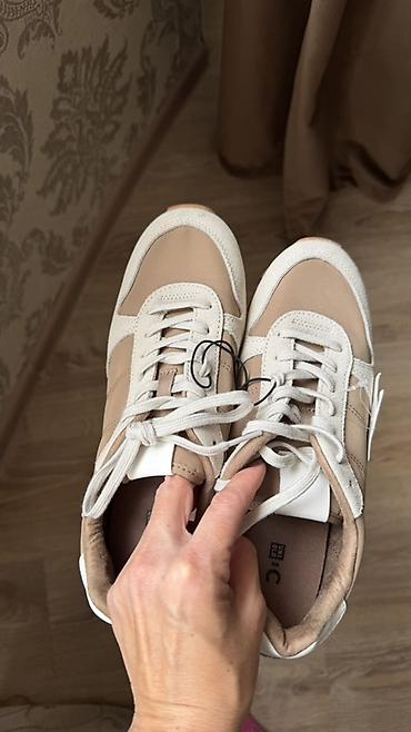 nike react: Кроссовки Uniqlo, размер подойдут на 39. Ортопедическая стелька — 4