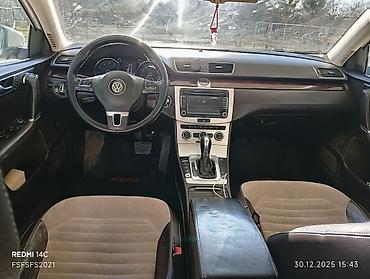 passat sukan: Volkswagen Passat: 1.8 l | 2012 il Sedan — 4