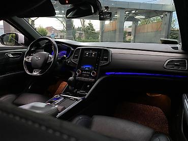 Renault: Renault Centennial: 2019 г., 2 л, Автомат, Бензин, Седан — 16