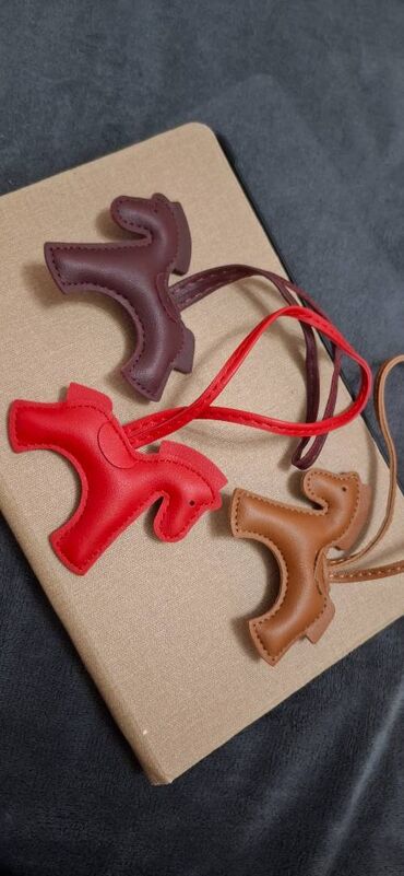 Kəmərlər: Brelok — 11