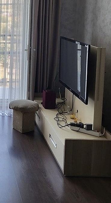 televizor per page 40: TV altlığı (TV stendi) - Material: MDF/laminat kombinasiyası, açıq — 2
